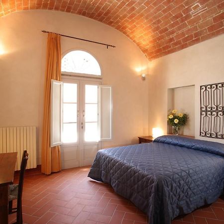 Agriturismo Podere La Casa ปาลายา ภายนอก รูปภาพ