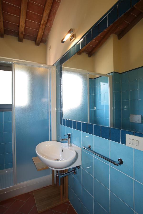 Agriturismo Podere La Casa ปาลายา ภายนอก รูปภาพ