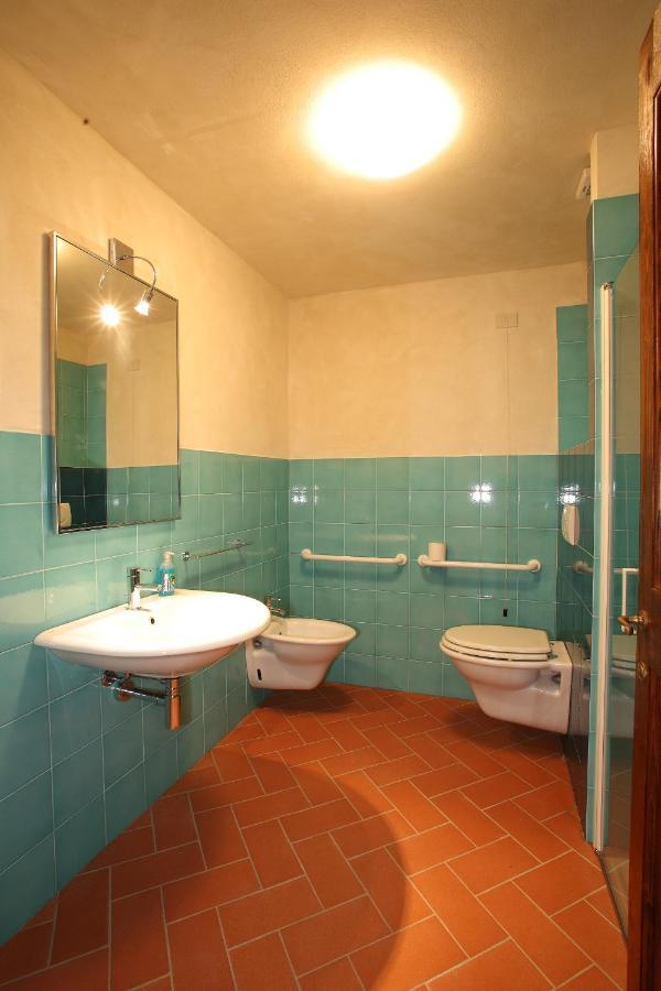 Agriturismo Podere La Casa ปาลายา ภายนอก รูปภาพ