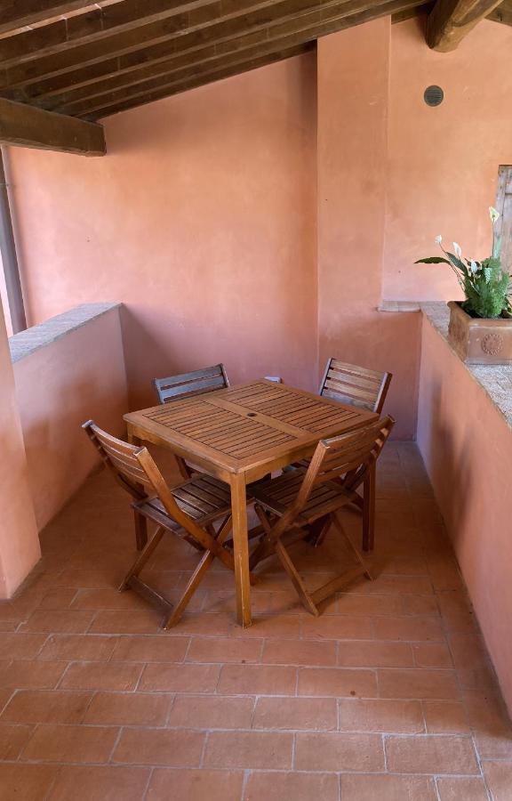 Agriturismo Podere La Casa ปาลายา ภายนอก รูปภาพ