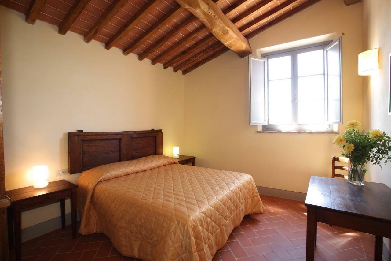 Agriturismo Podere La Casa ปาลายา ภายนอก รูปภาพ
