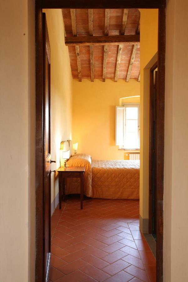 Agriturismo Podere La Casa ปาลายา ภายนอก รูปภาพ